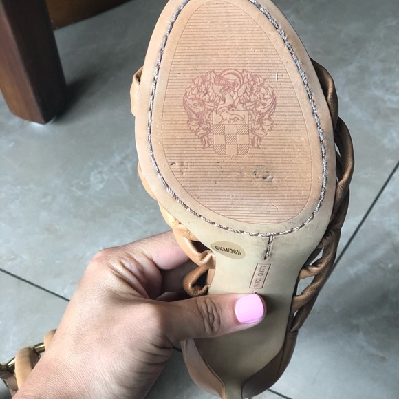 VINCE CAMUTO | gladiator heels. - Picture 6 of 9